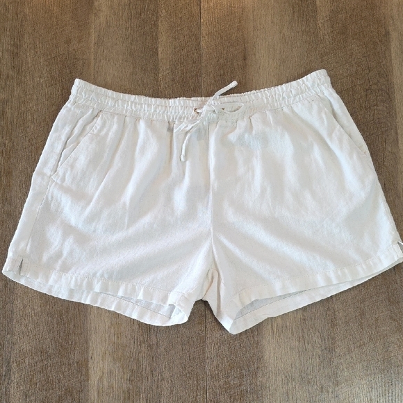H&M -White Casual Drawstring Shorts. Linen Blend. Size 12. NWT! - Picture 1 of 5